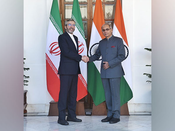 Foreign Secretary Vinay Kwatra with Deputy FM Ali Bagheri Kani of Iran (Image Credit: Twitter/@MEAIndia)
