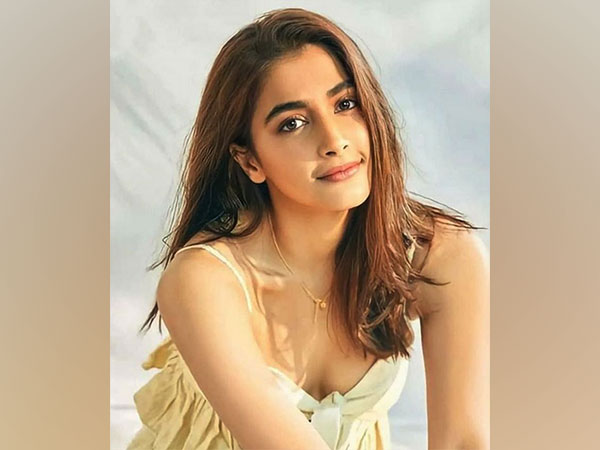 Pooja Hegde (Image source: Twitter)