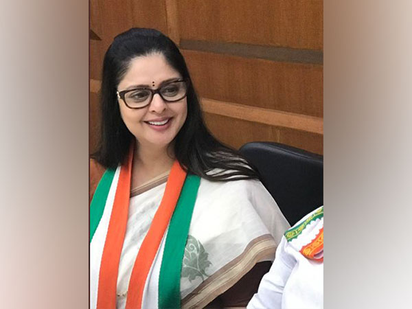 Congress leader Nagma (Photo/Twitter)