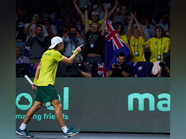 Alex de Minaur celebrates win over Marin Cilic (Photo:Twitter@DavisCup)