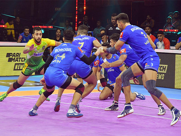 Haryana Steelers in action Patna Pirates in Pro Kabaddi League (Image: PKL)