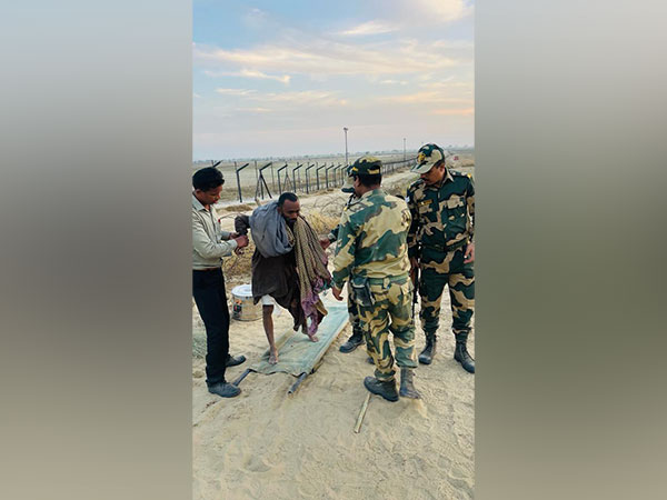 BSF foils Pak intrusion bid on Rajasthan border (Photo:Twitter/BSF RAJASTHAN)