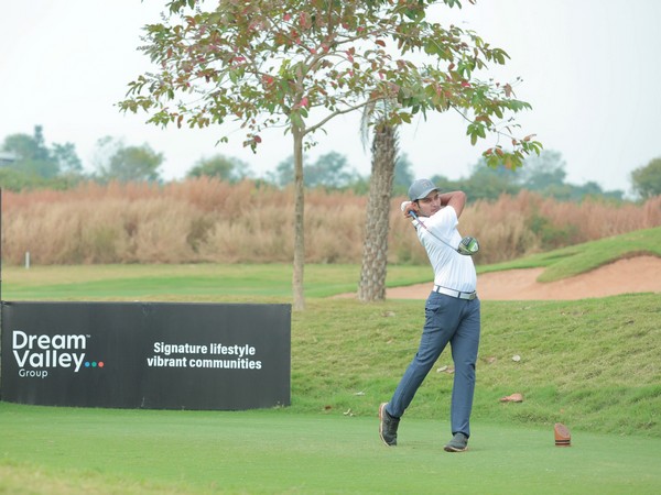 Manu Gandas in action during third round at Vooty Masters 2022 (Image: PGTI)