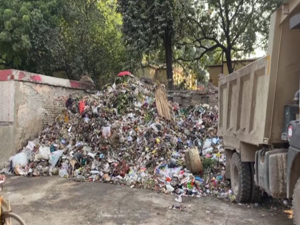 A visual of garbage piling up in Varanasi. (Photo/ANI)