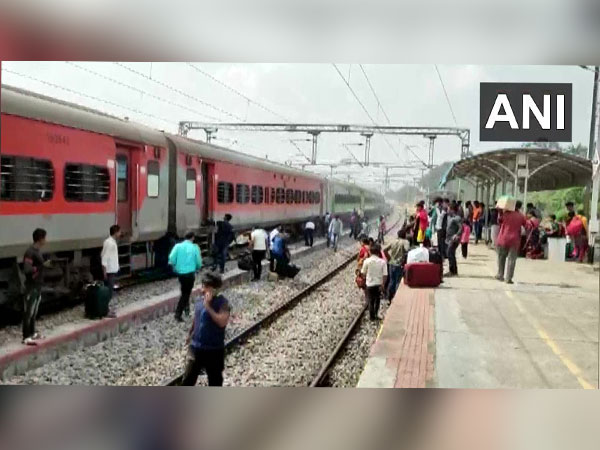 Bangalore-Howrah Duranto Express. (Screengrab from ANI Video)