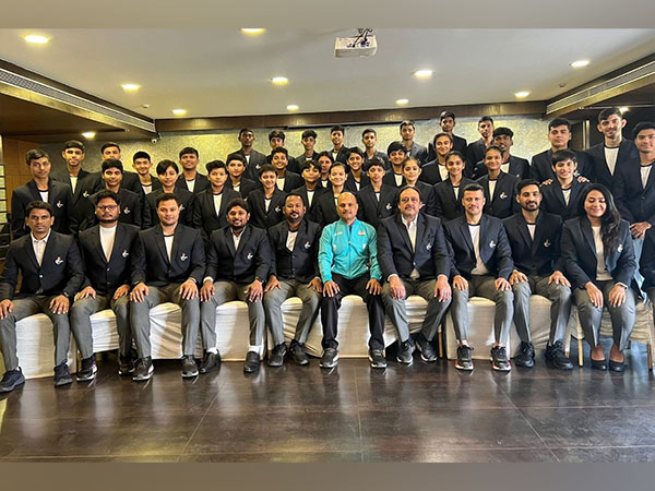 Indian contingent pose before they leave for Badminton Asia Junior Championships 2022 (Image: BAI media)
