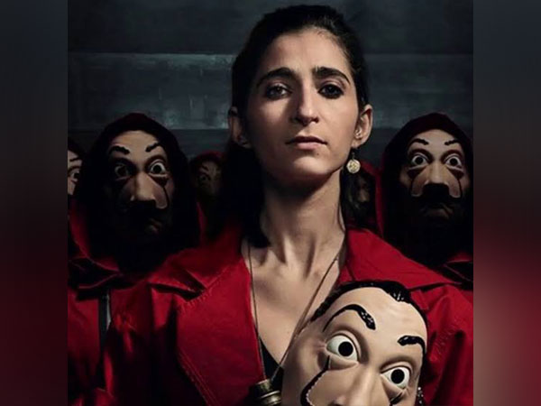 Alba Flores (Source: Twitter)