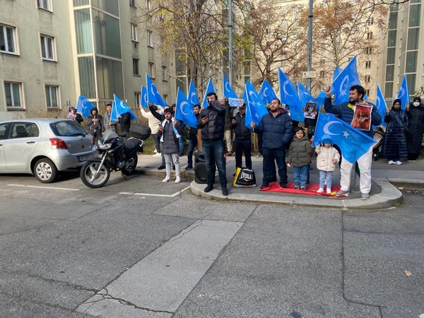 Uyghur community in Vienna protest against the death of innocent Uyghurs in the fire incident in Urumqi