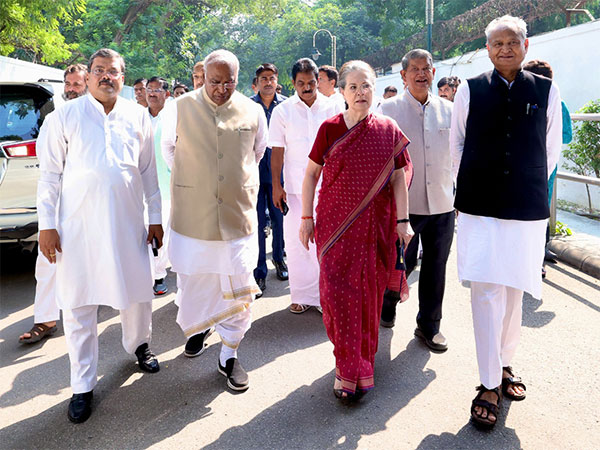 Former Congress president Sonia Gandhi (Photo:ANI)