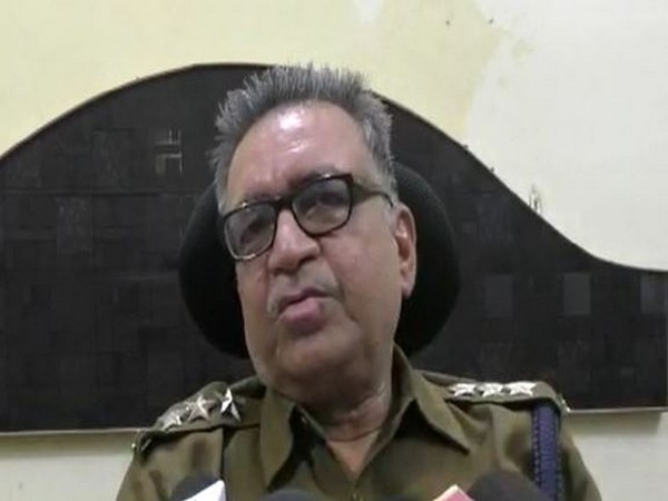  Tikamgarh SDOP B D Tripathi