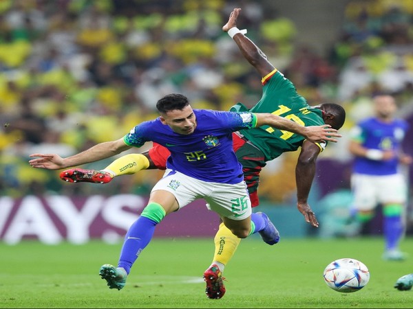 Brazil vs Cameroon (Photo: Twitter@FIFAWorldCup)