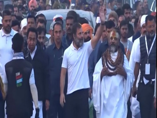 ongress party's Bharat Jodo Yatra resumed from Mahudiya in Madhya Pradesh (Photo/ANI)