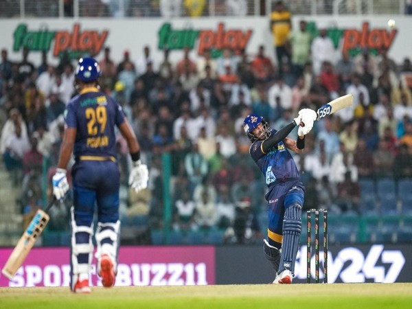 David Wiese in action for Deccan Gladiators (Photo: T10 Media) 