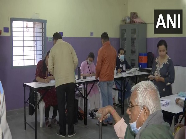 Visual from polling booth 10 in Jetalpur, Vadodara (Photo:ANI)