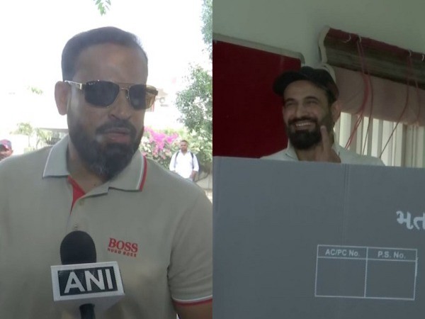 Former cricketers Yusuf Pathan and Irfan Pathan in Vadodara (Photo/ANI)