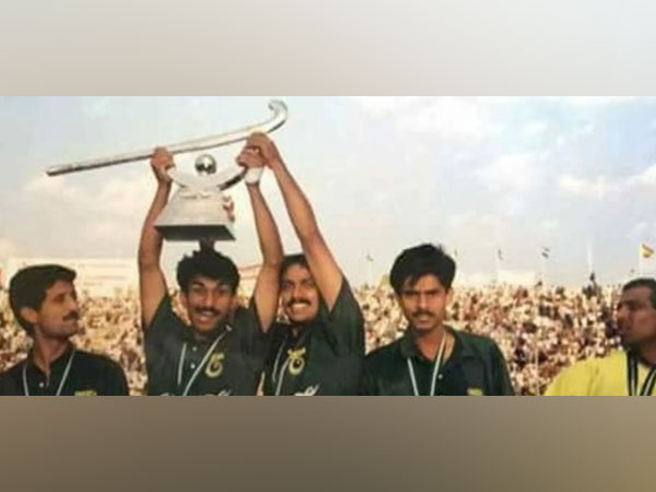 Pakistan's 1994 World Cup winning team. (Photo- HI Media)