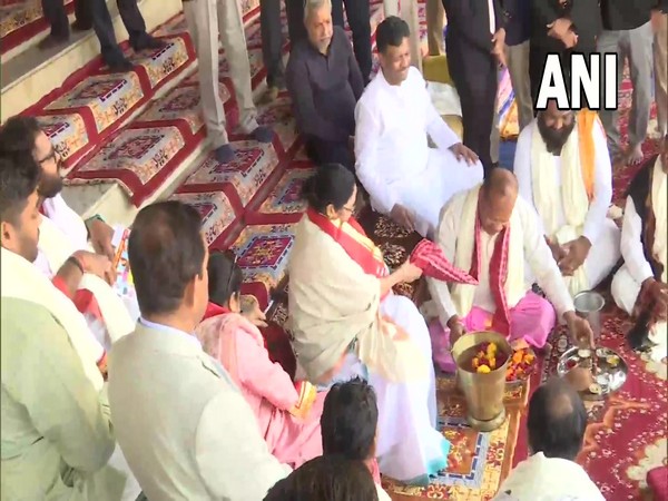 Mamata Banerjee at Brahma temple in Pushkar (Photo/ANI)