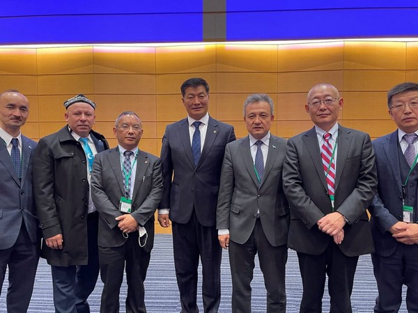 Former Sikyong (Political Leader) of Central Tibetan Administration (2012-2021), Lobsang Sangay, seen standing in the middle in the picture. 