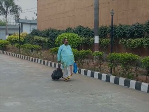 Simhayaji Swamy walks out of Chanchalguda central jail. (Photo/ANI) 