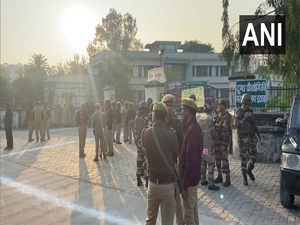 Counting for Mainpuri bypoll underway (Photo/ANI)