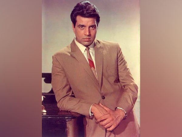 Dharmendra (Image source: Twitter)