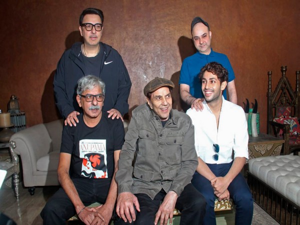 Dharmendra and Amitabh Bachchan's grandson (Image source: Instagram)