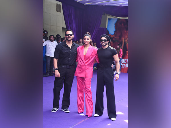 Rohit Shetty, Deepika Padukone, Ranveer Singh (Image source: Twitter)