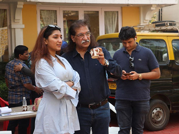 Standing on the sets Mansie Bhatt, Sanjay Bhatt and Chiranjeevi Bhatt