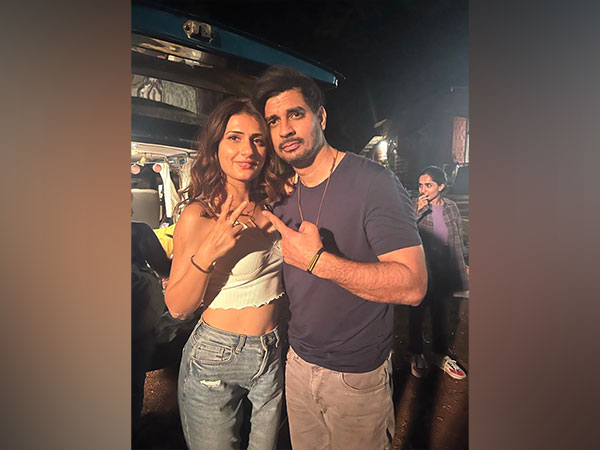 Fatima Sana Sheikh and Tahir Raj Bhasin