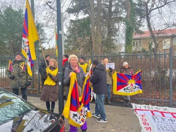 Tibetan community holds peaceful march to mark anniversary of universal declaration of human rights