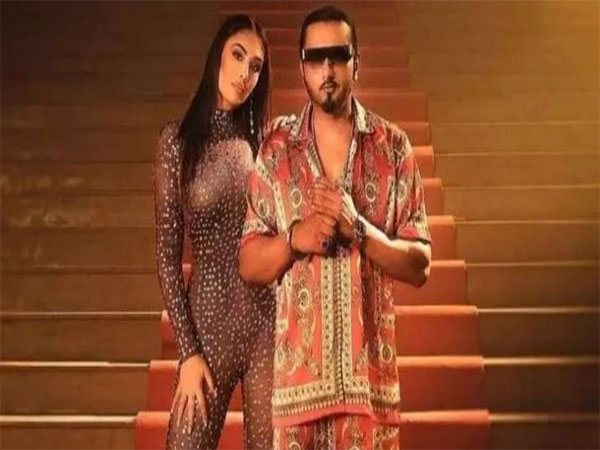 Honey Singh and Tina Thadani (Image source: Instagram)