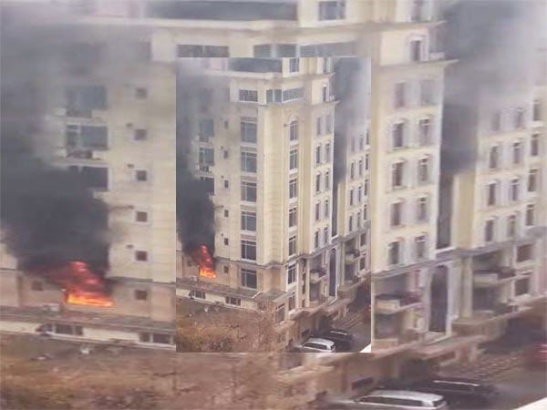 Attack on 'Kabul Hotel' in Afghanistan (Image Credit: Twitter/@AbdulhaqOmeri)