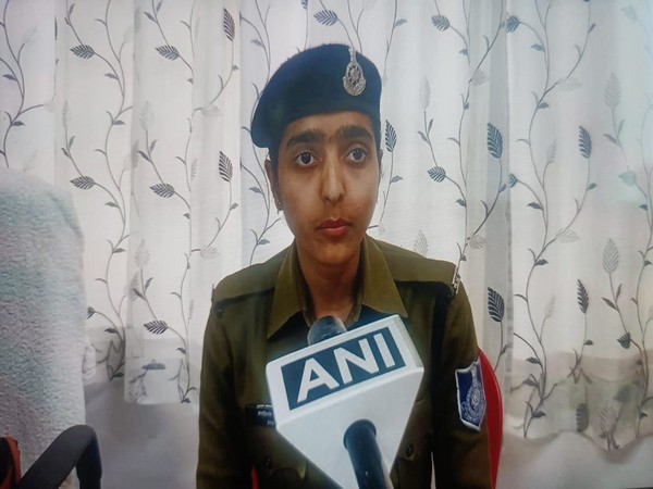 Undercover woman constable Shalini Chouhan.(Photo/ANI)