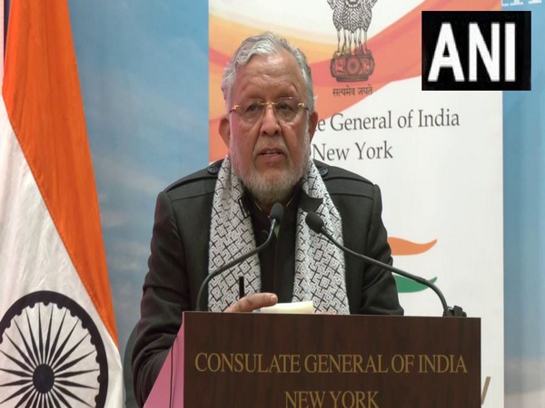 Uttar Pradesh Finance Minister Suresh Kumar Khanna (Photo/ANI)