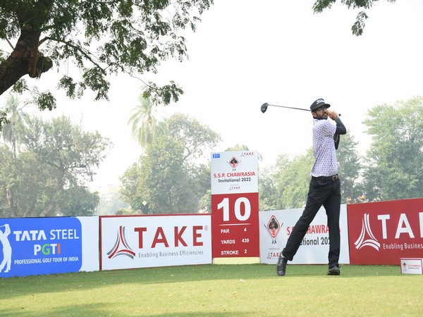 Karandeep Kochhar in action during SSP Chawrasia Invitational 2022 (Image: PGTI)