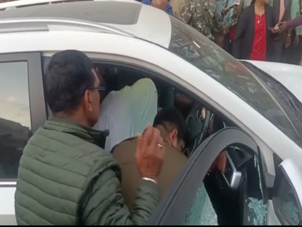 Police investigating the spot (Photo/ANI)