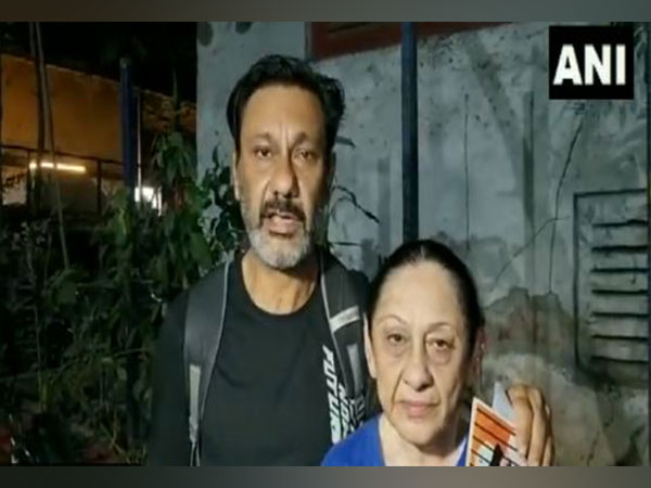 Actress Veena Kapoor after filing FIR in police station.(Photo/ANI)