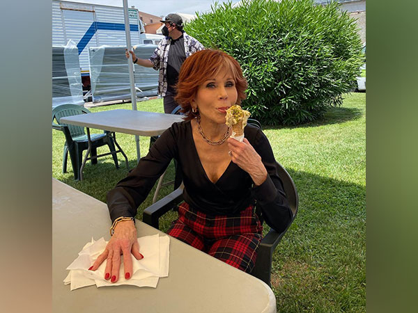 Jane Fonda (Image Source: Instagram)