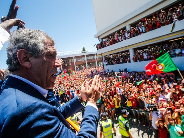 Fernando Santos (Photo: Twitter@selecaoportugal) 