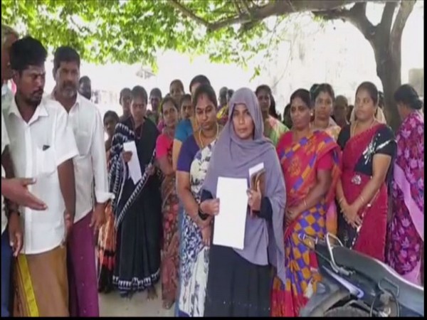 Local people protesting in Pamban. (Photo/ANI)