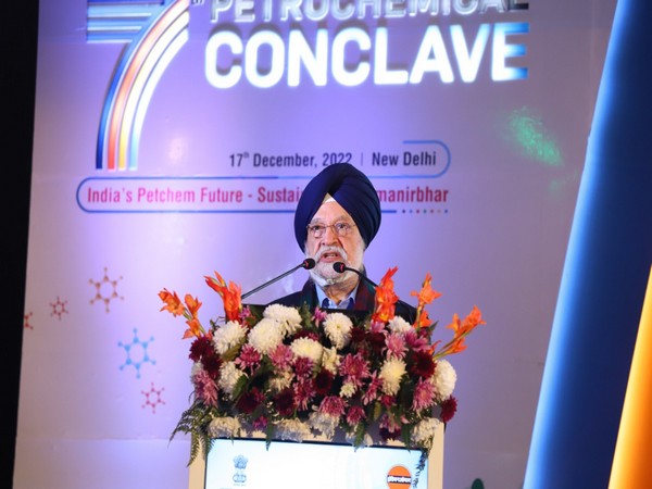 Union petroleum minister Hardeep Singh Puri at 7th Petrochemical Conclave