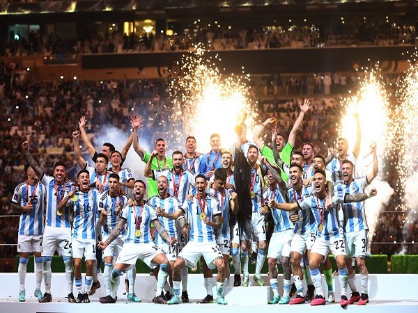 Argentina players rejoice after being crowned WC champions on Sunday.(Photo Credit: REUTERS)