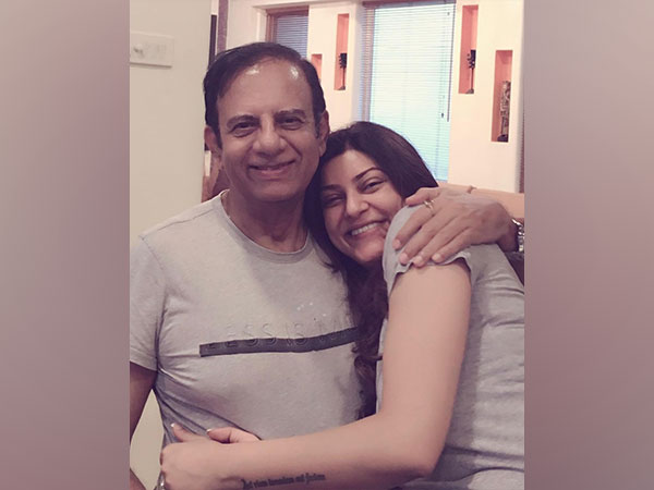 Sushmita Sen with her father (Image Source: Instagram)