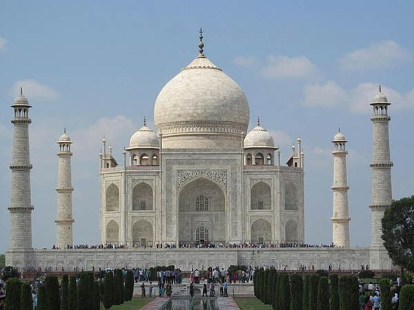 Agra Municipal corporations slaps Rs 1 crore water tax notice on Taj Mahal (Photo/ANI)
