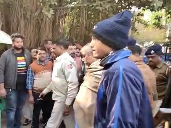 Anubrata Mondal being taken to Dubrajpur Court (Photo/ANI)