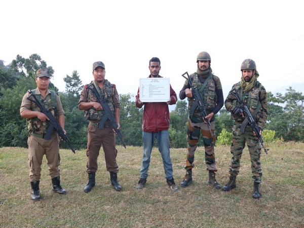 Active cadre of ULFA (I) apprehended  by Assam Rifles from Noglo Village, Arunacahl Pradesh on Wednesday (Photo/ANI)