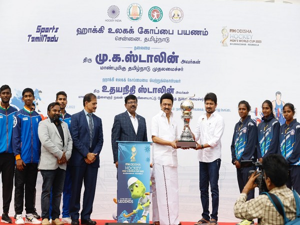 Tamil Nadu CM MK Stalin welcomes FIH Hockey World Cup Trophy 2023 (Image: Hockey India)