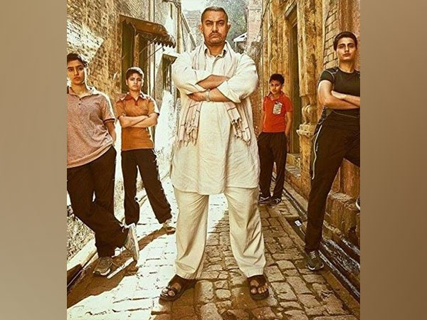 Dangal poster (Image source: Twitter)