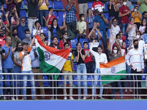 Fans cheering in Tata Open Maharashtra (Image: ATP)