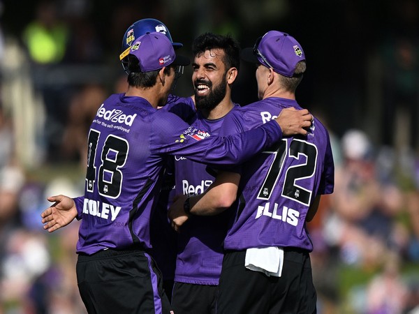Pakistan spinner Shadab Khan. (centre) (Photo- cricket.com.au)